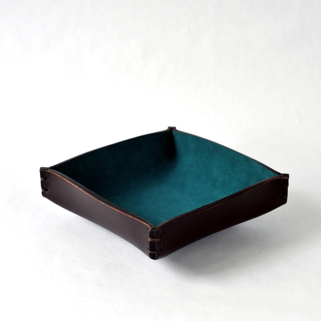 Large leather catchall