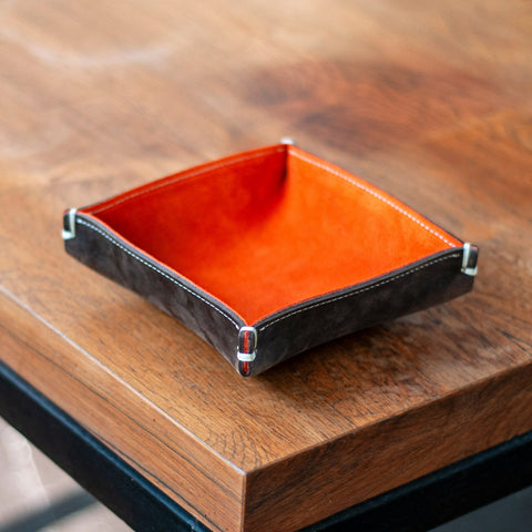 The 5 1/2" Catchall - Orange