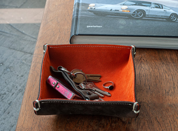 The 5 1/2" Catchall - Orange