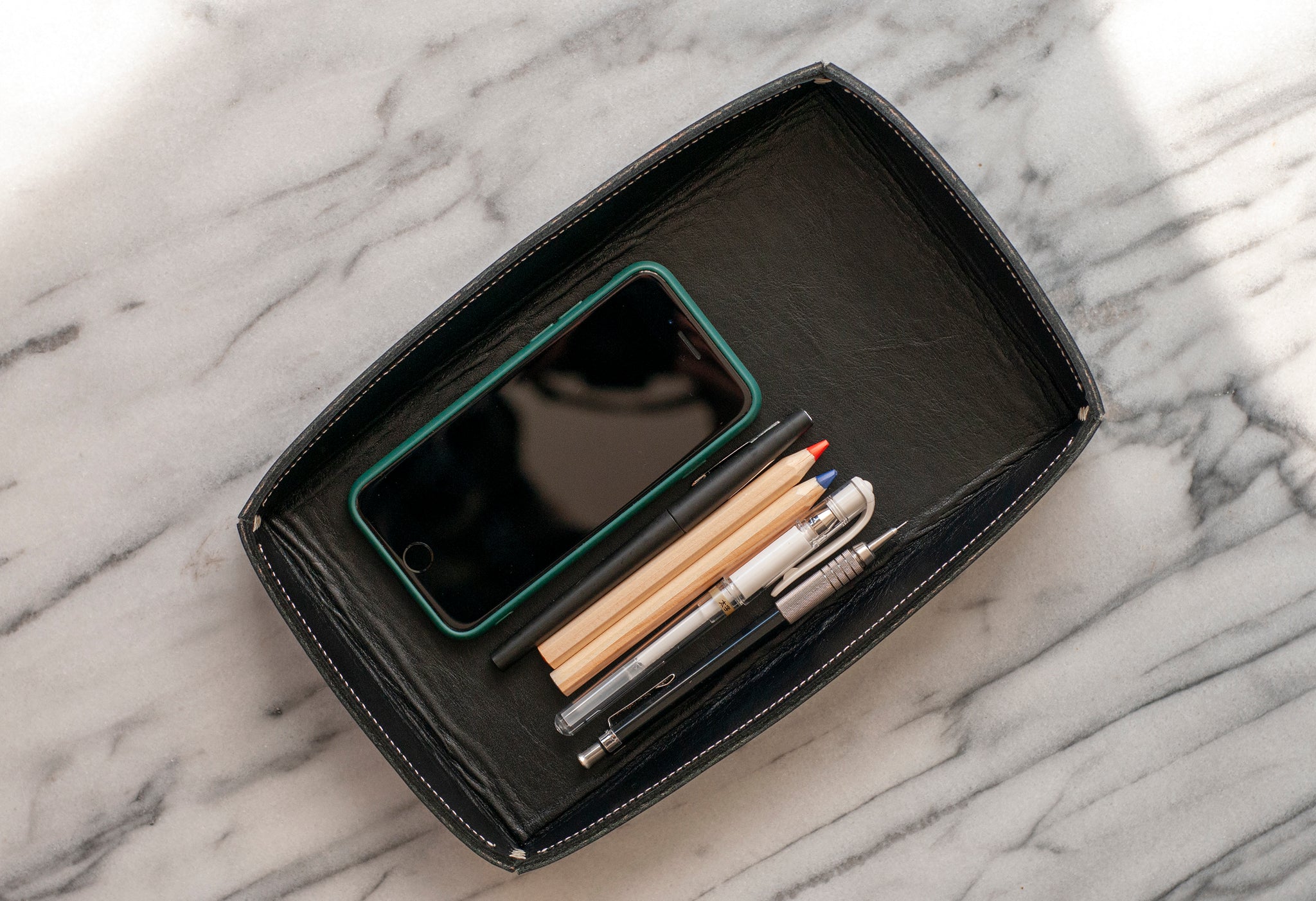 6x10 Rectangular Leather Catchall - Black